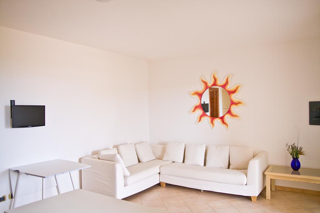 I Mirti Di Porto Pozzo Apartment Exterior photo